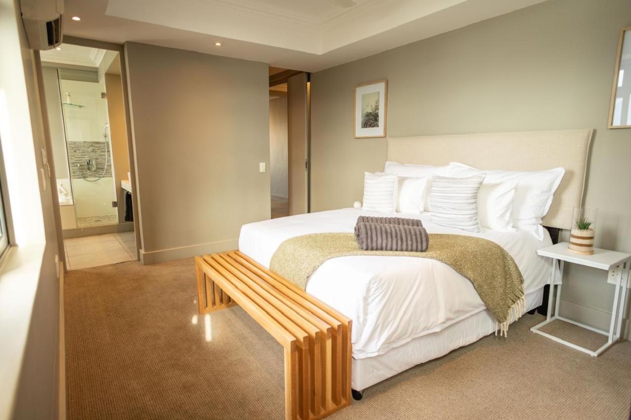 Hermanus Waterfront, Ocean Deluxe - Apartment 2 Экстерьер фото