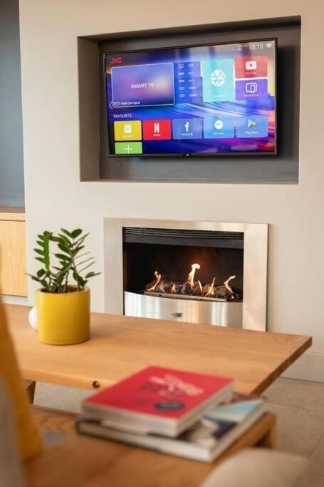 Hermanus Waterfront, Ocean Deluxe - Apartment 2 Экстерьер фото